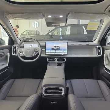 Leapmotor B01 650Km Smart  naqd va nasiya savdo supper narxlarda