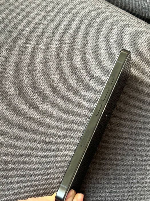 iPhone 16 pro черен