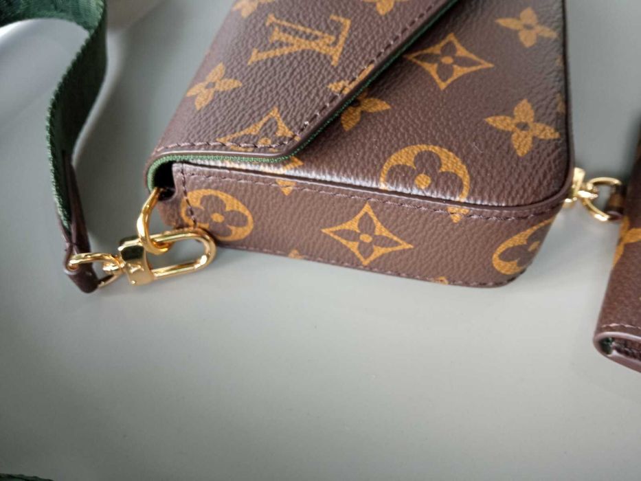 LOUIS VUITTON Дамска чанта през рамо мини Pochette Монограм