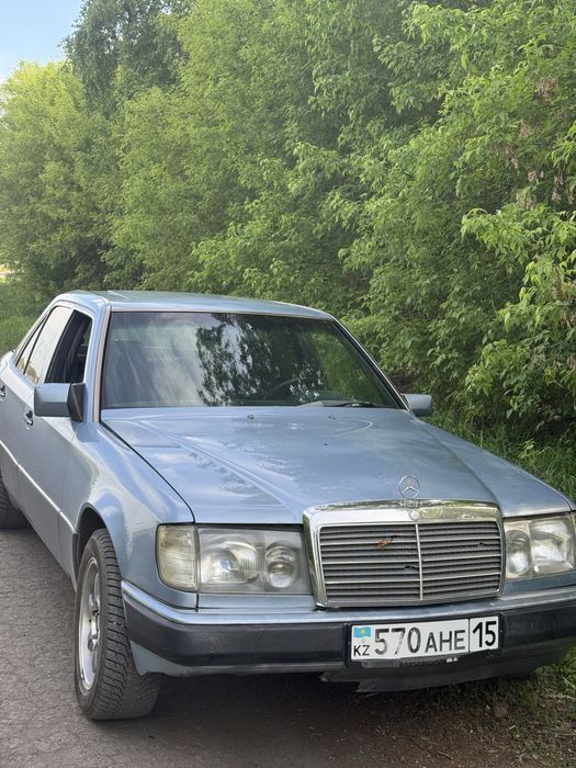 Mercedes-Benz w124