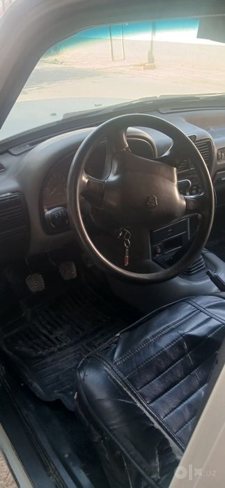 Volga 3110 sotiladi