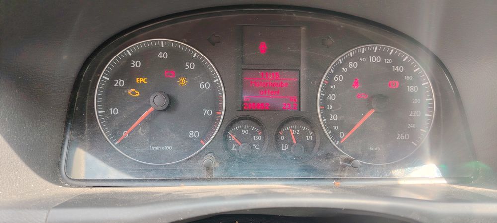 Фолксваген ТАУРАН 1.4 TSI 140 коня