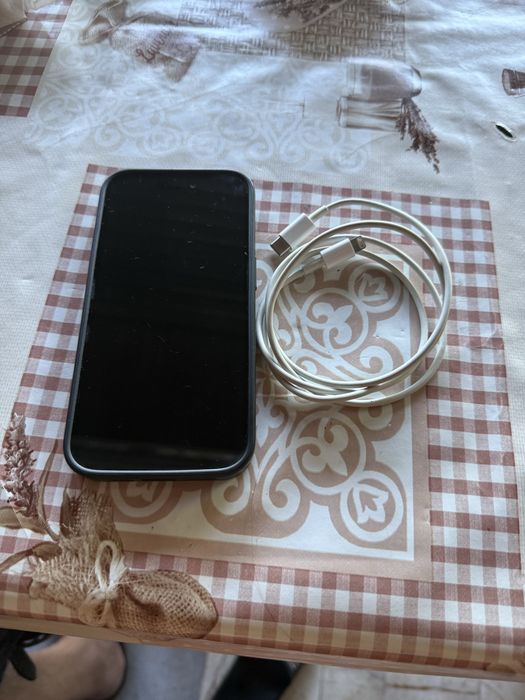 Продавам iphone14 pro