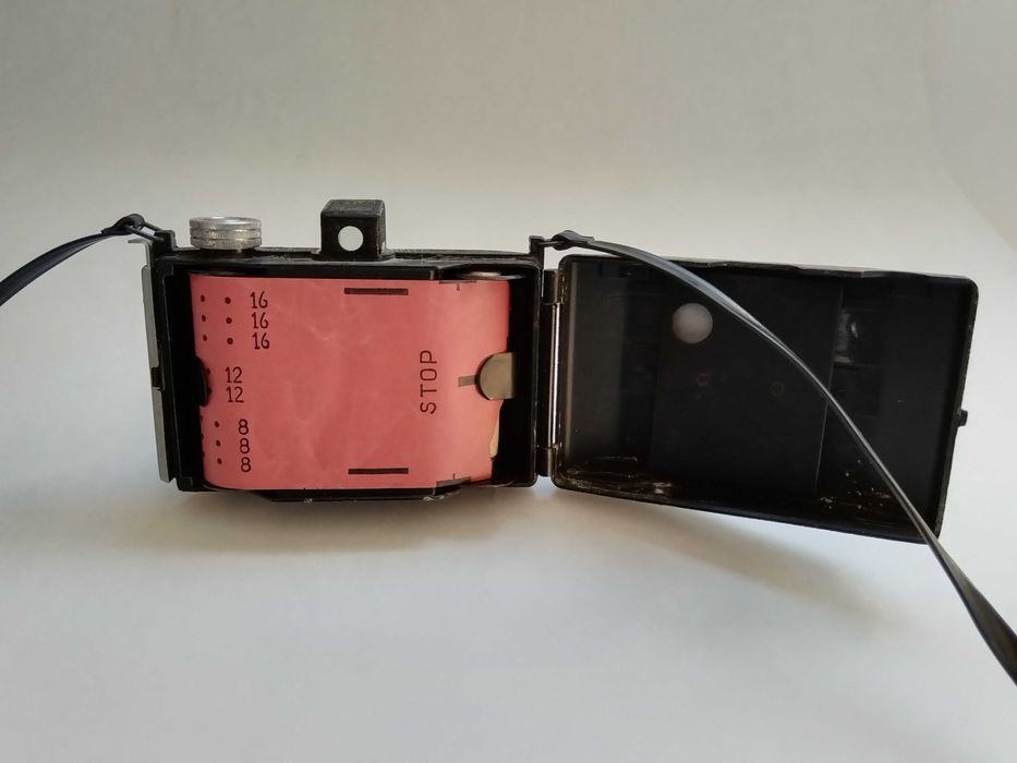 Optior IOR, primul aparat foto Romanesc, plus film foarte rar anii 50