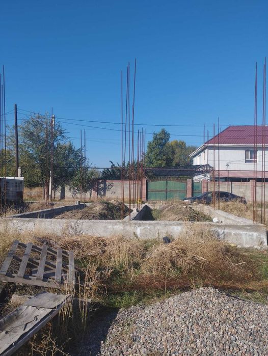 Продам участок 5 соток  посёлок Райымбек