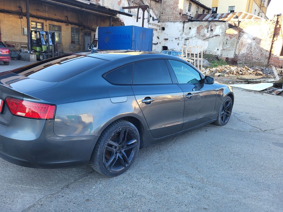 Audi a5 2.0 tdi Sline