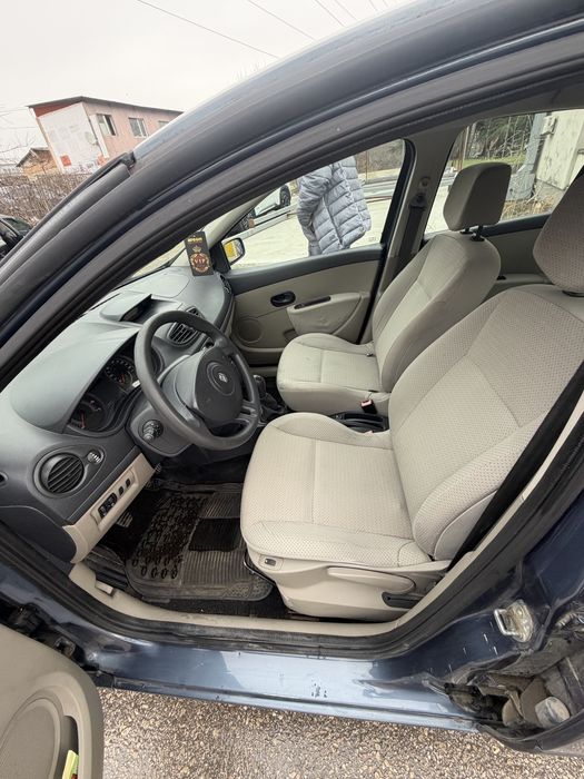 Renault Clio 1.6i 16V