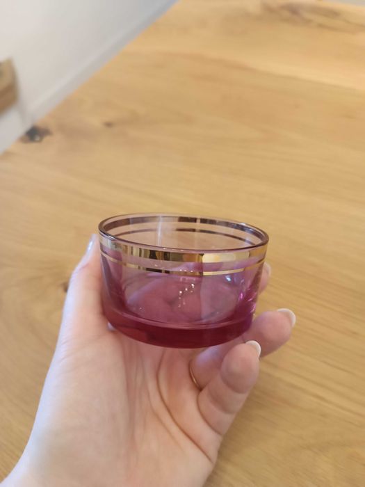 Нов ретро комплект за напитки