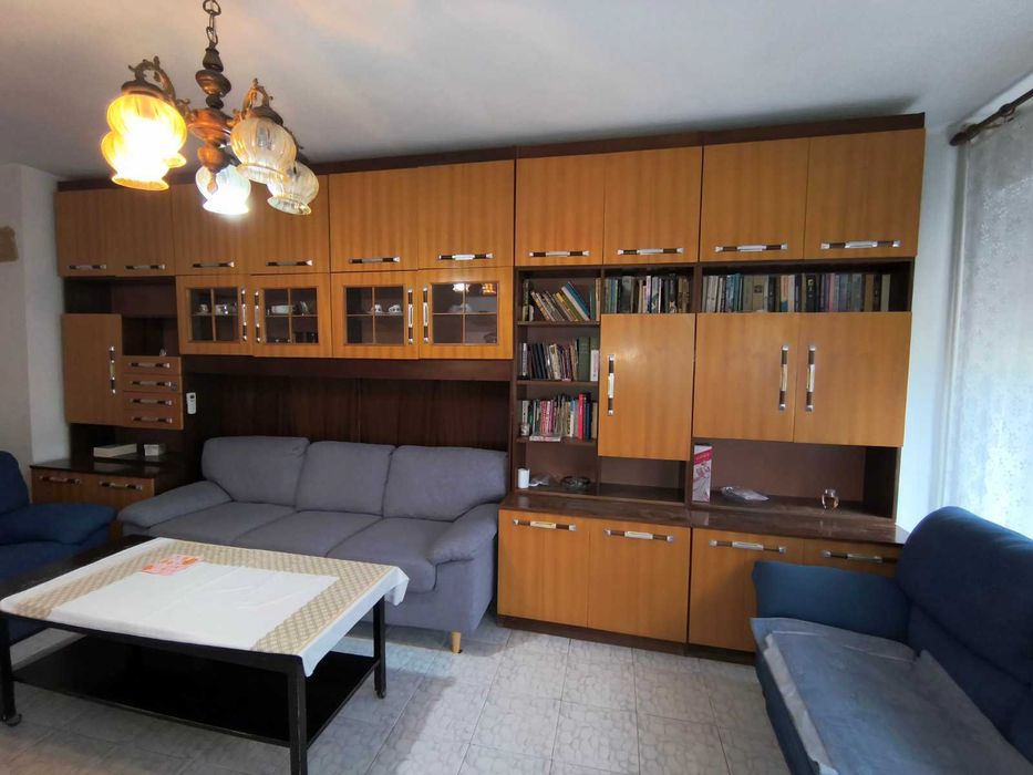 Продава се Тристаен апартамент в Пловдив, Христо Смирненски - 91 кв.м за 1561 €/кв.м - Снимка #3