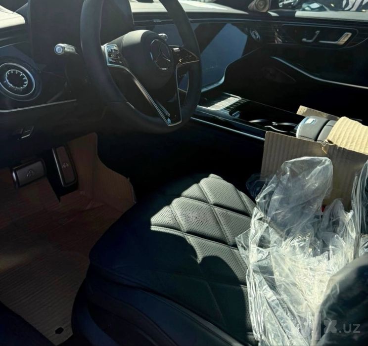 Mercedes-Maybach S580 новый 2027