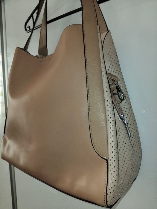 Голяма дамска чанта