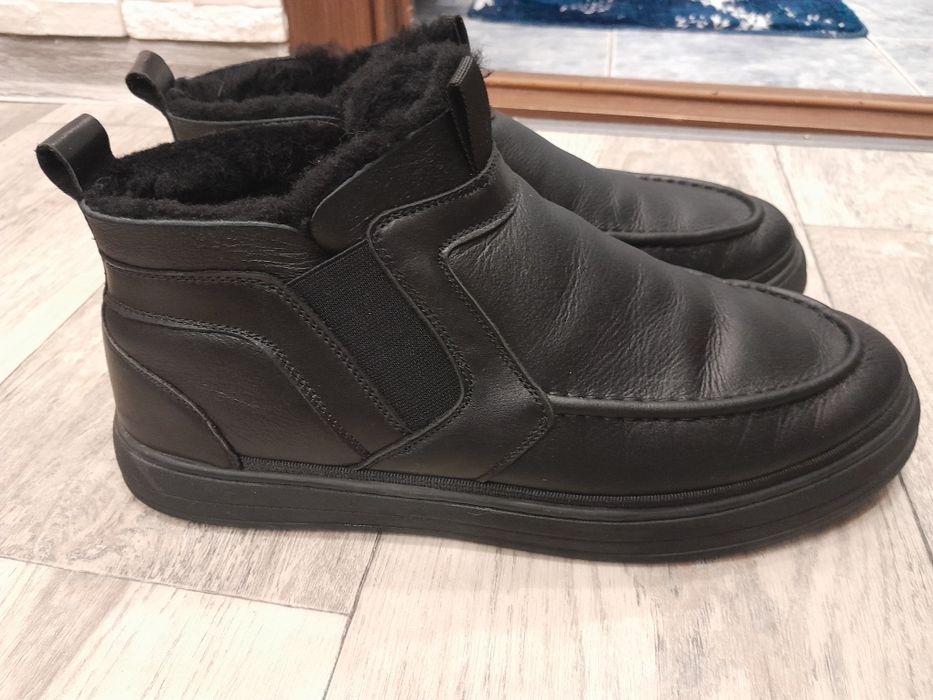 Продаю Мужские Ботинки