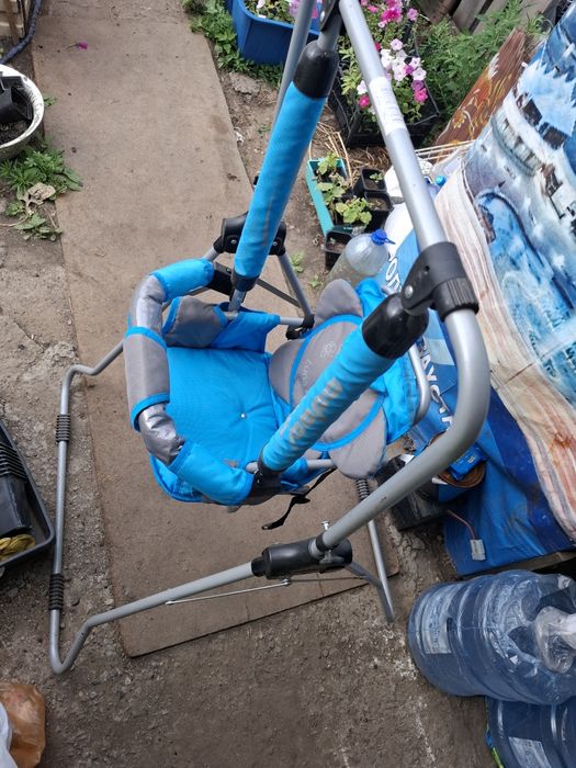 Продам детскую качель