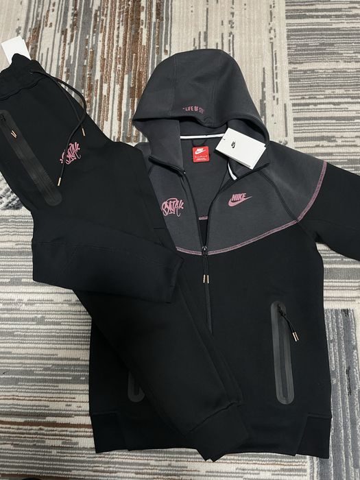 Tech Fleece Syna world новый