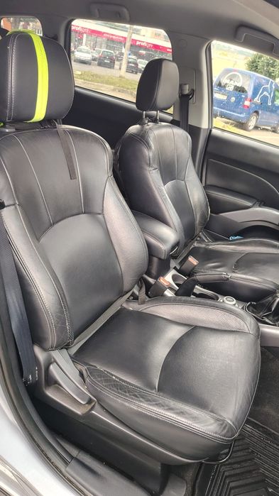 Peugeot 4007 2.2 HDI