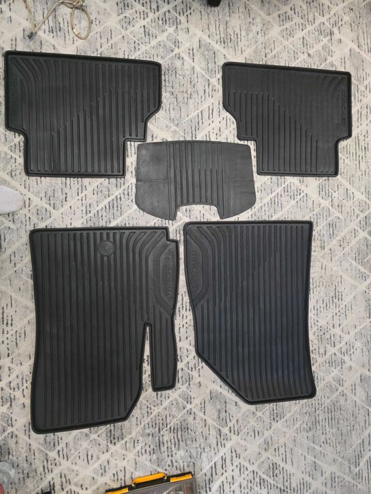 Tracker 2 uchun poliklar sotiladi. Продам Полик Chevrolet Tacker 2