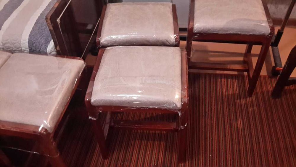 Продаются пуфики