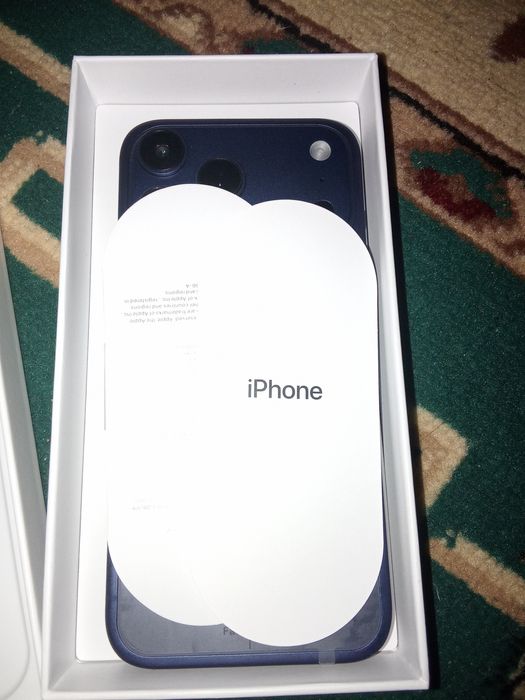 Айфон  новый все есть