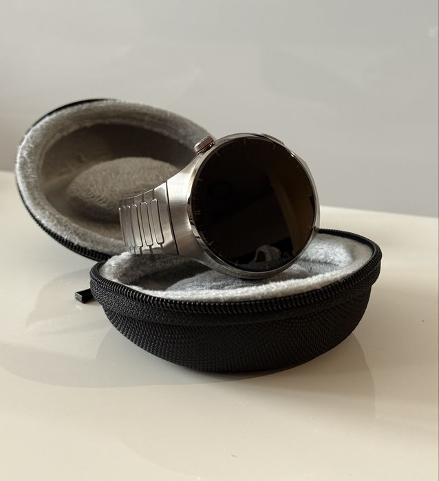 Huawei watch GT4 pro titanium