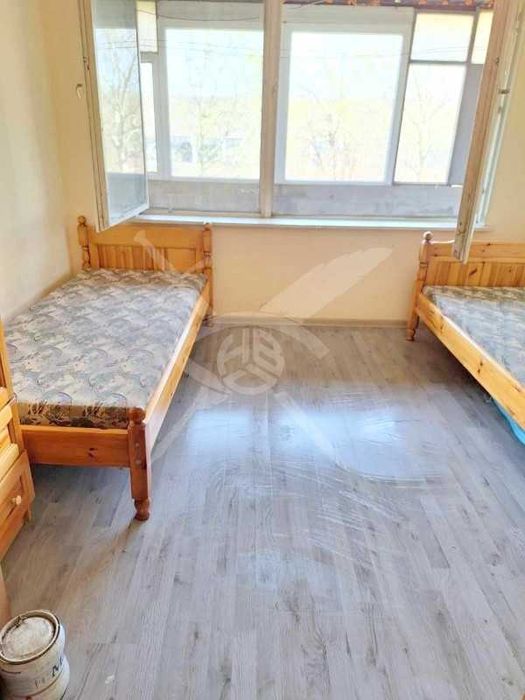 Продава се Тристаен апартамент в Бургас, Победа - 104 кв.м за 366 €/кв.м - Снимка #2