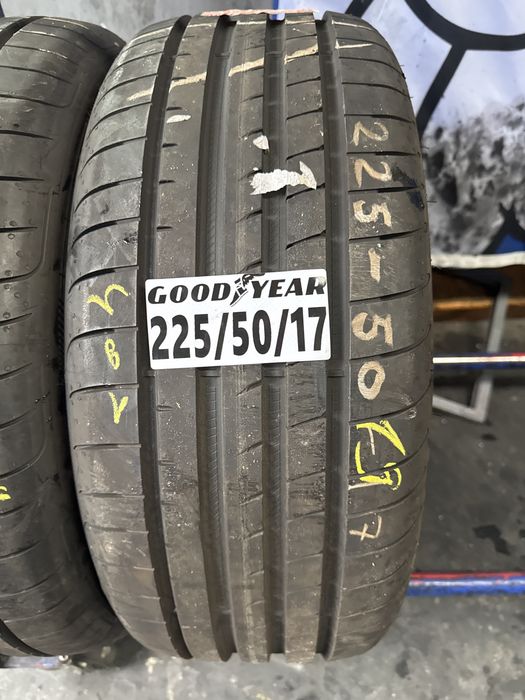 225/50/17 Good Year