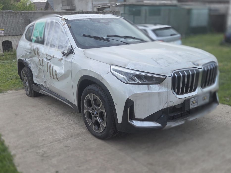Vand BMW x1 Avariat