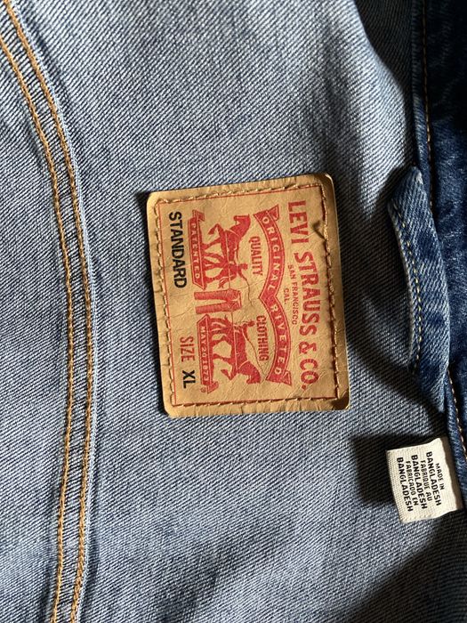 Куртка Джинсовая оригинал  Levi’s Trucker Jacket 3th размер XL