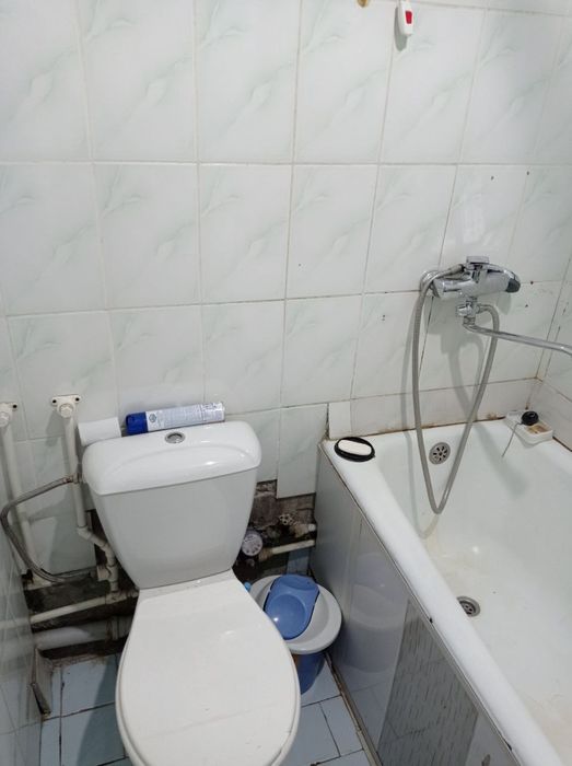 Kvartira yigitlar un sherikliga Bodomzor metro sharoit ortacha xaldeni