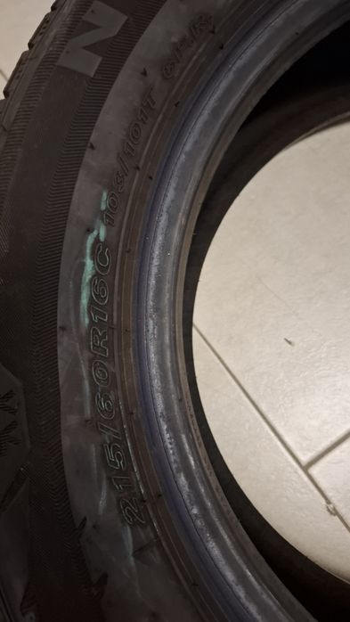 Зимна бусова гума Nexen 215 60 16С