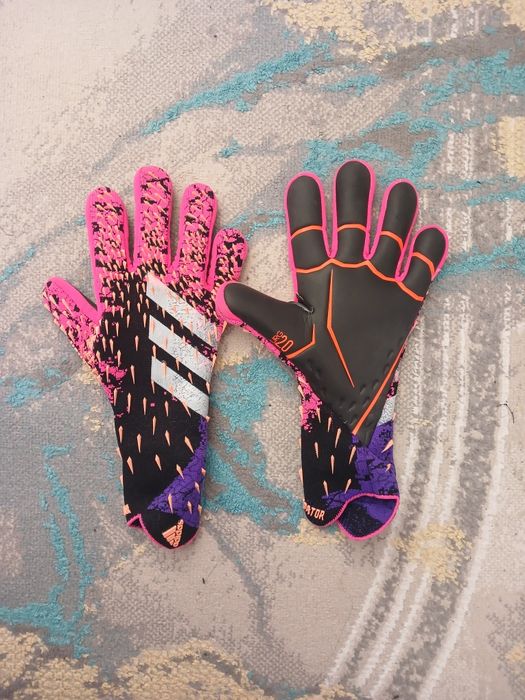 Продаю предаторы Adidas