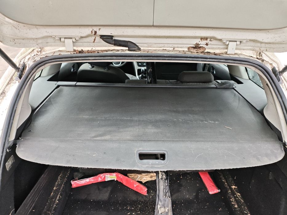 Щора за багажник за Opel Astra J