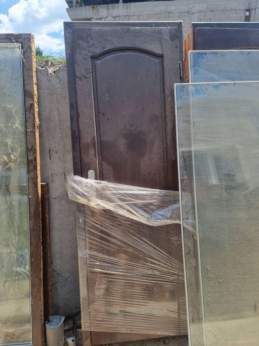 Дървена дограма + дървени интериорни врати