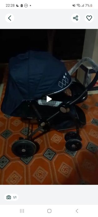 Коляска сотилади