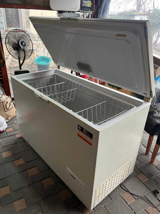 Lada frigorifica Whirlpool capacitate 395 L