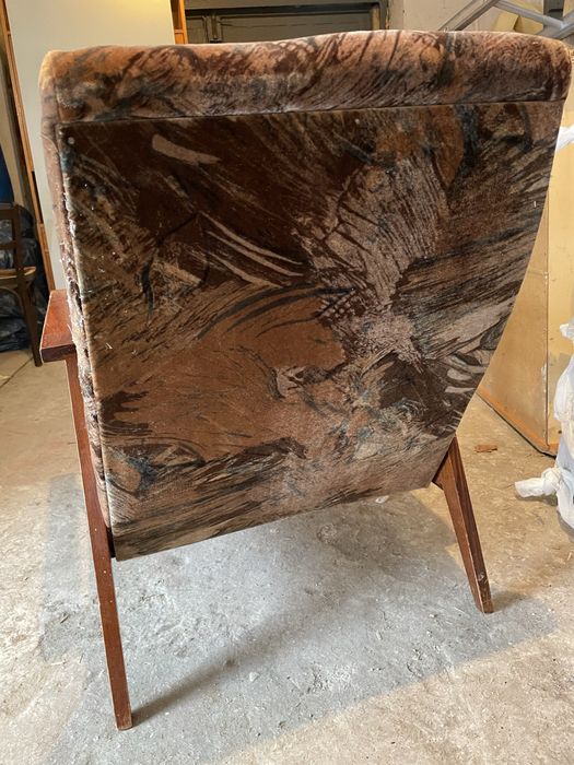 Продам винтажное кресло.