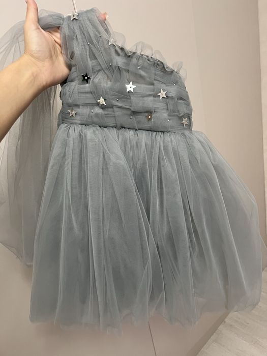 Платье нарядное 98 см