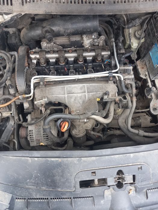 Vând  motor și turbina  vw touran  2000 tdi