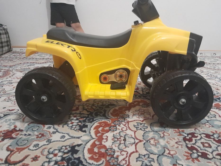 Электро машина детская
