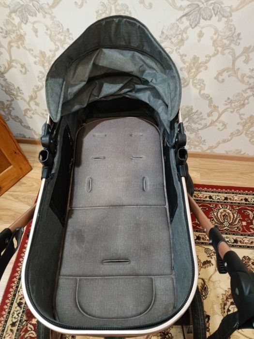 Продам детскую коляску