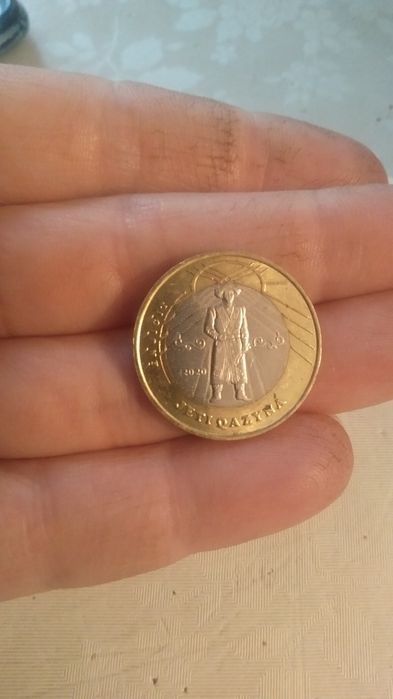 Продам коллекционные 100 тенге