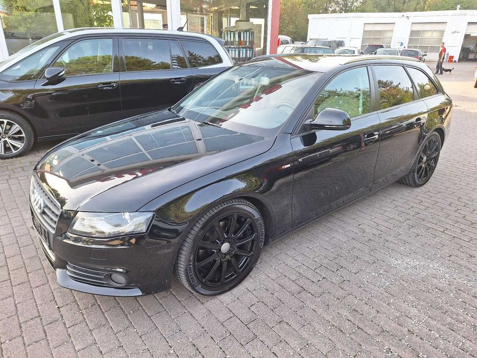 ауди а4 б8  2.0тди ксенон нави босе  кожа