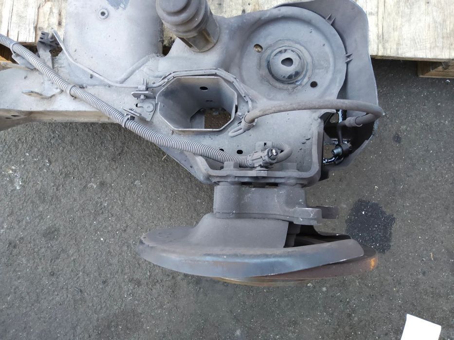 Punte spate Peugeot 3008 an 2016-2024 punte spate Peugeot 3008 II