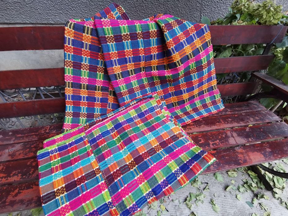 Pături foarte vechi anul 1900, țesute la război