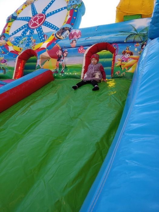 2 ta batut 1 ta bolalar atraksioni sotiladi