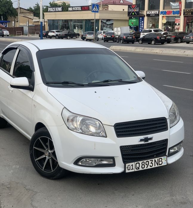 Продам свою нексия 3 автомат