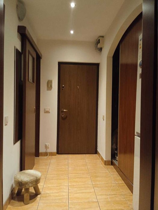 Garsonieră decomandată, 34 mp, Titan