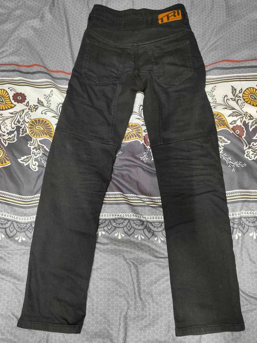 Blugi Moto Slim Fit cu Kevlar TRILOBITE PARADO · Negru