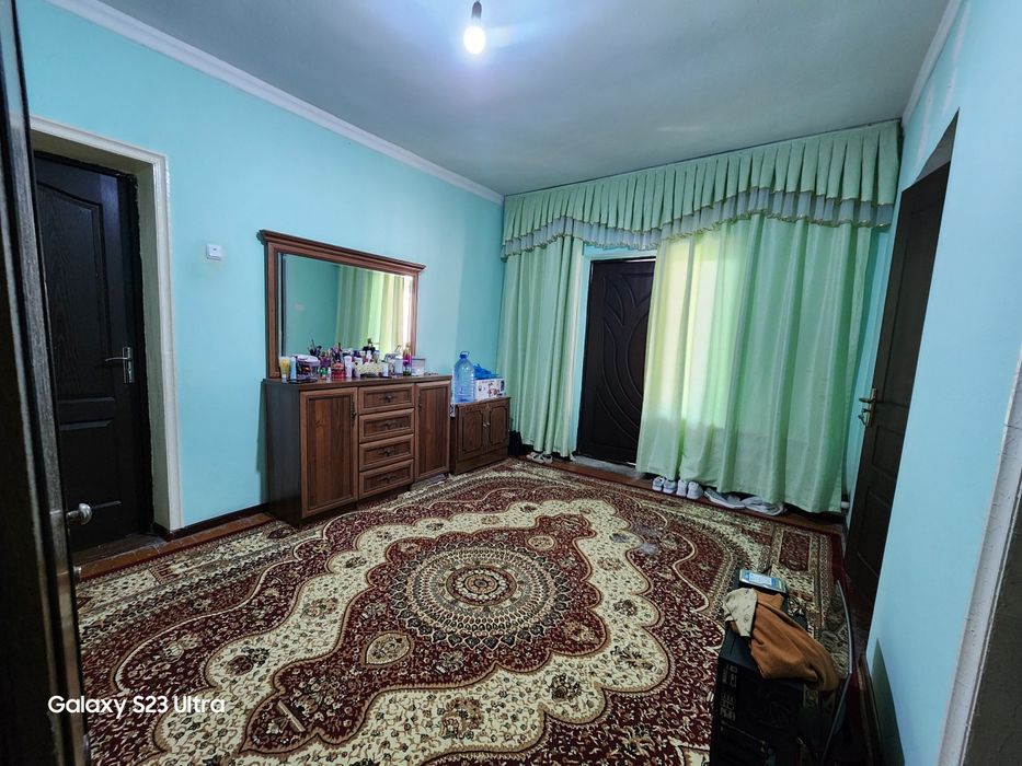 Ховли жой 5 соток  Сотилади !