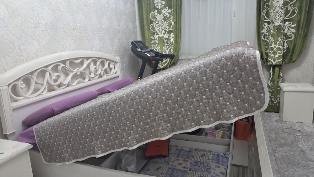 Продам двух спальную кровать