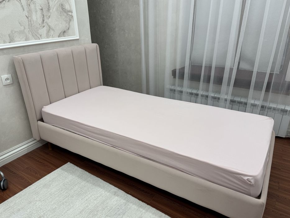 Односпальная кровать